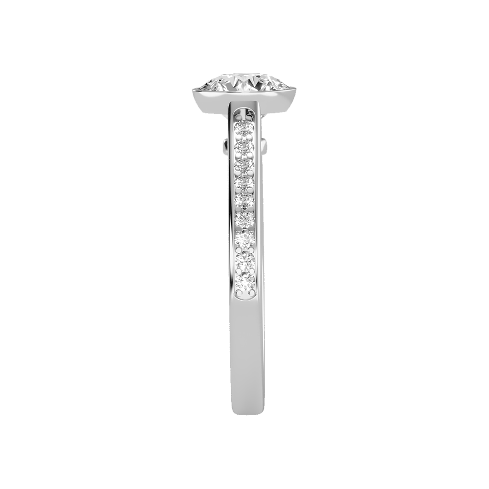 Grand Solitaire Ring