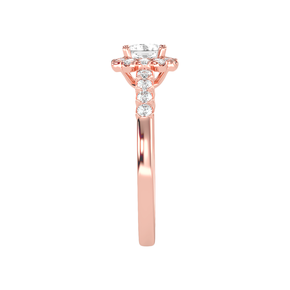 Fashionable Solitaire Ring