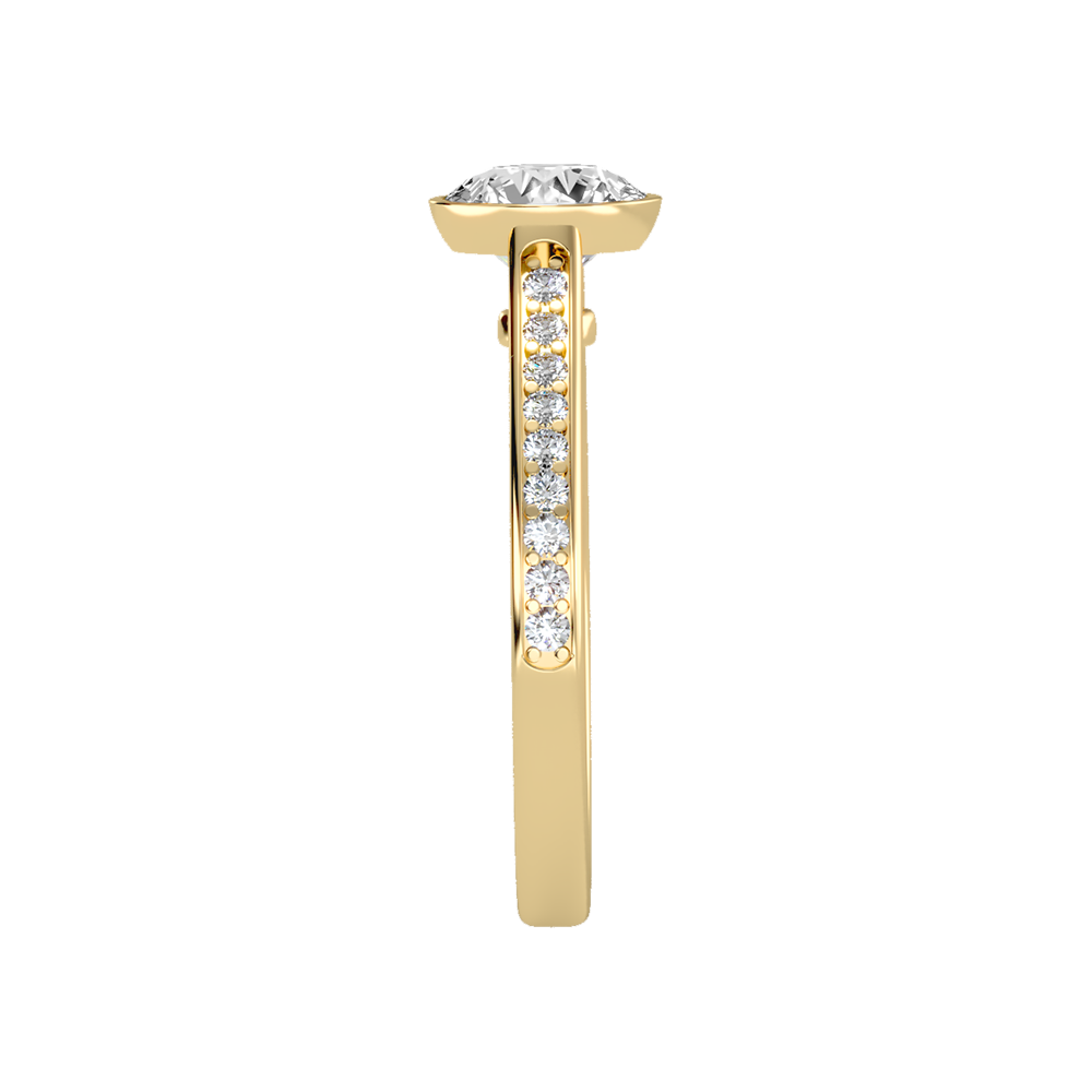 Grand Solitaire Ring